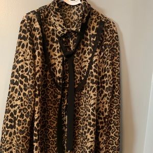 Leopard print shear top